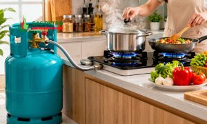 Bình gas 12kg dùng được bao lâu phụ thuộc vào số lượng thành viên và tần suất nấu ăn